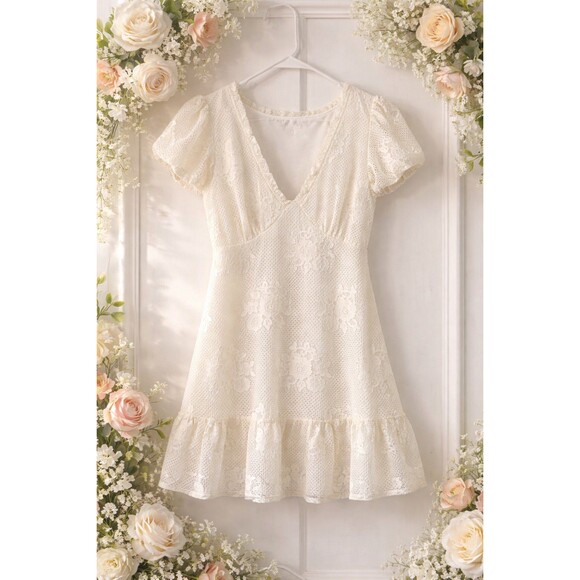 White Lace Babydoll Dress XL Cottagecore Boho Mini Flutter Sleeve Ruffle Hem - Picture 2 of 9